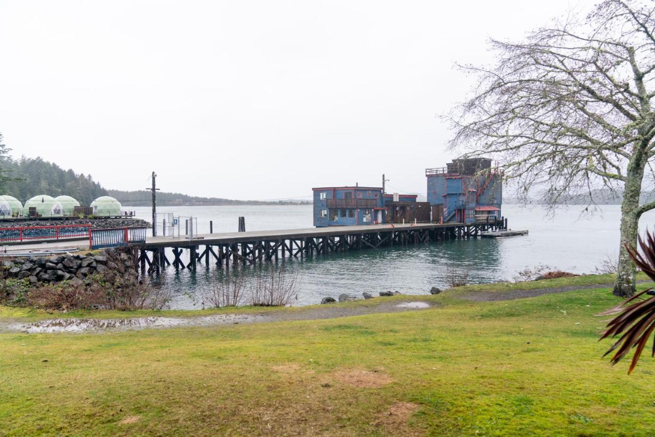 Lunar Cove Inn Charters And Tours Tofino Kültér fotó